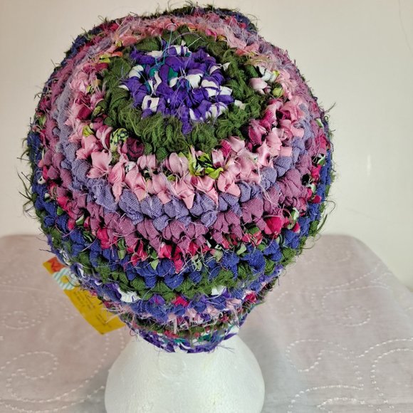 One-of-a-Kind Handmade Hat Vermont - Picture 4 of 8